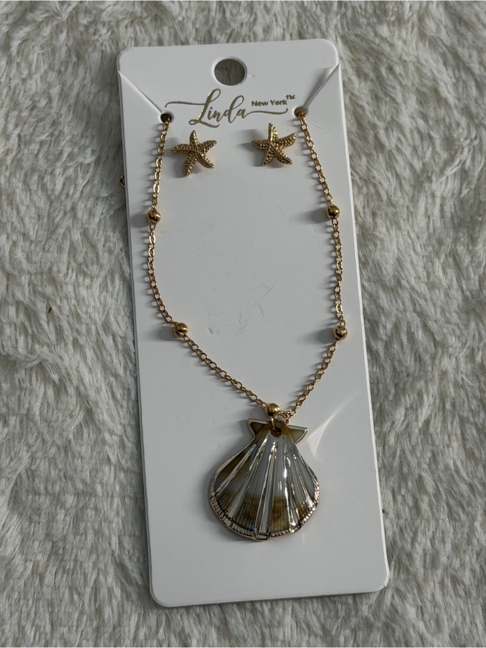 Gold Shell Necklace and Starfish Earrings Set